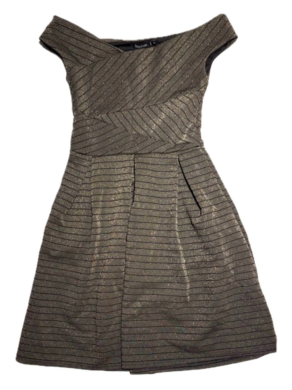 Boohoo NWT Grey Ray Cross Grain Metallic Stripe Skater Dress Size Small